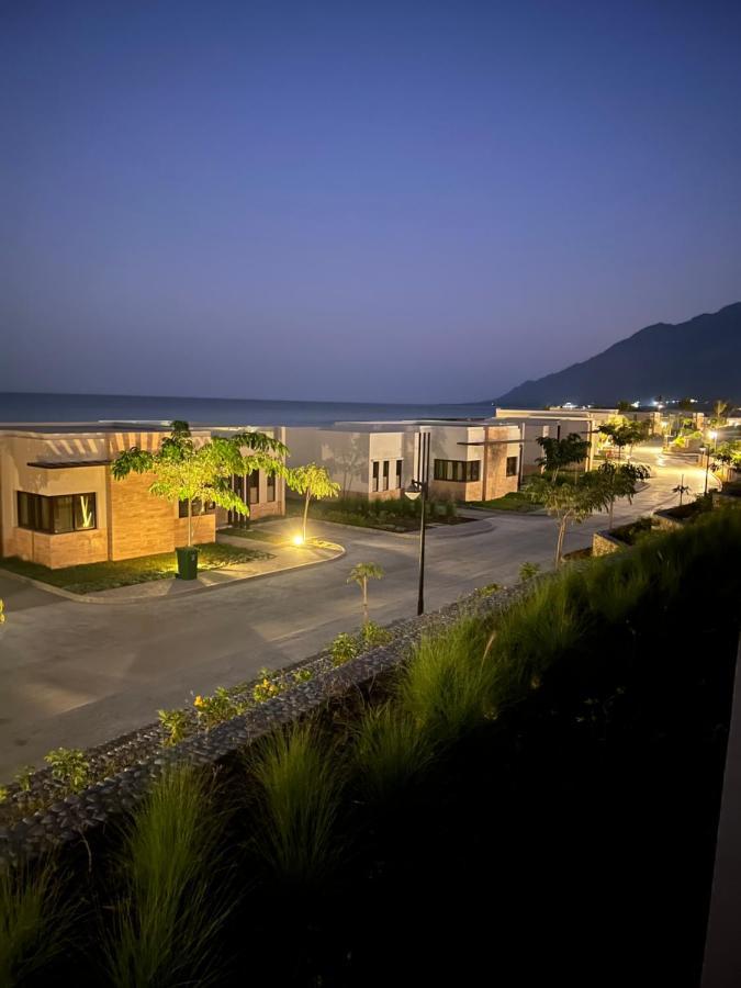 Villa Beach Front Le Bon